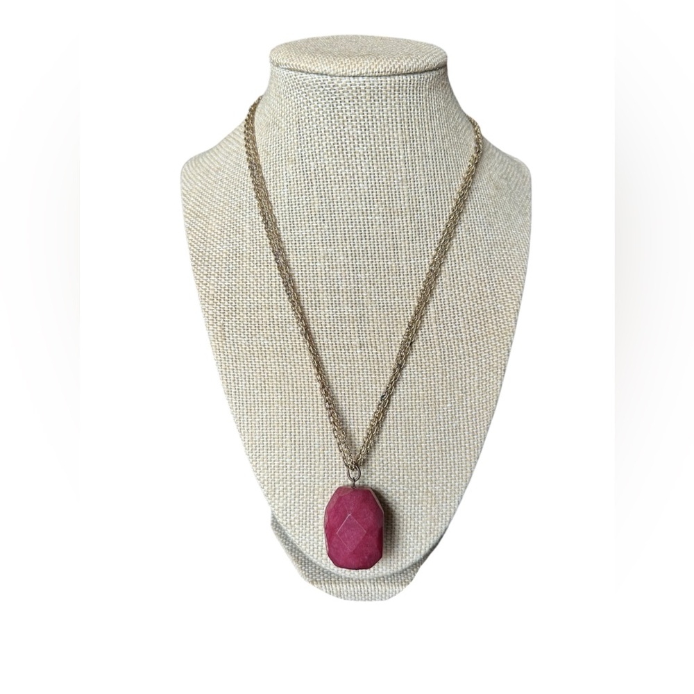 Old Navy Triple Gold Strand Semi Precious Stone Pendant Necklace